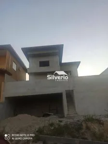 Casa de Condomínio com 3 Quartos à venda, 200m² no Condomínio Residencial Mantiqueira, São José dos Campos