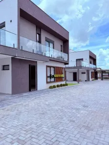 Casa de Condomínio com 3 Quartos à venda, 161m² no Chácaras Itapetininga, Atibaia