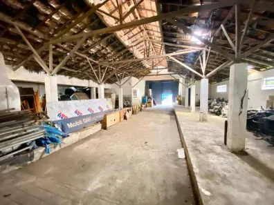 Galpão/Depósito/Armazém à venda, 1000m² no Curicica, Rio de Janeiro