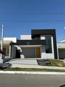 Casa com 3 Quartos à venda, 250m² no Vale dos Cristais, Taubaté
