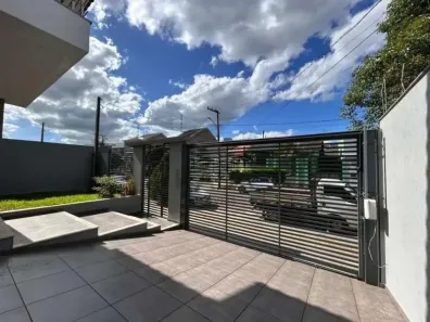 Casa com 3 Quartos para alugar, 230m² no Marechal Rondon, Canoas