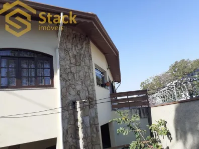 Sobrado com 3 Quartos à venda, 233m² no Jardim Bizarro, Jundiaí