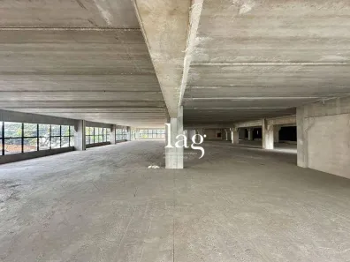 Sala Comercial para alugar, 800m² no Jardim Faculdade, Sorocaba