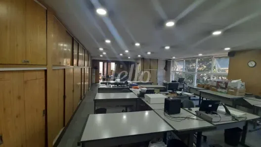 Sala Comercial para alugar, 204m² no Centro, Santo André