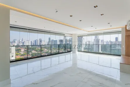 Apartamento com 3 Quartos à venda, 168m² no Vila Cordeiro, São Paulo