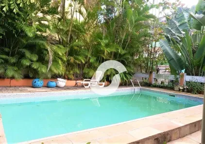 Casa com 4 Quartos à venda, 279m² no Largo da Batalha, Niterói