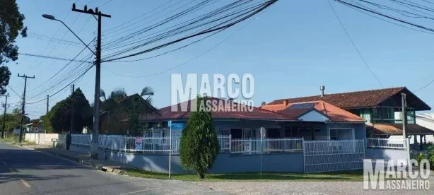 Casa com 3 Quartos à venda, 133m² no Pinheiros, Balneário Barra do Sul