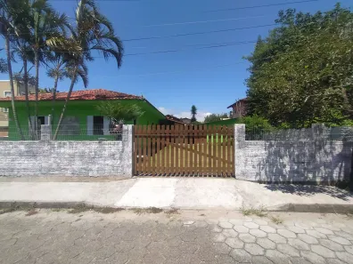 Casa com 3 Quartos à venda, 127m² no Campeche, Florianópolis