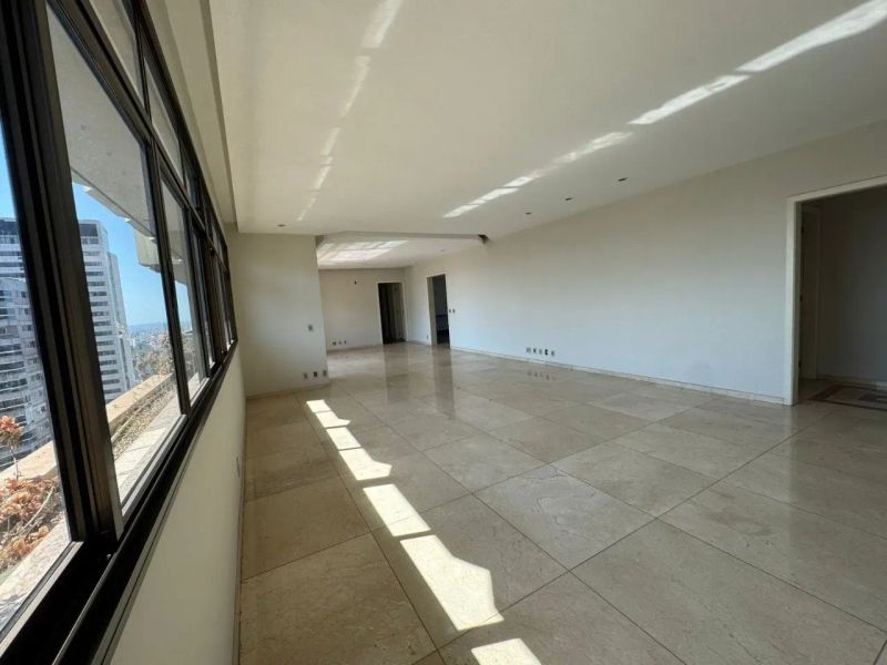 Cobertura com 5 quartos — Funcionários, Belo Horizonte