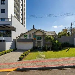 Casa com 4 Quartos para alugar, 400m² no SAIC, Chapecó