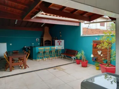 Casa com 4 Quartos à venda, 220m² no Jardim Santa Mena, Guarulhos