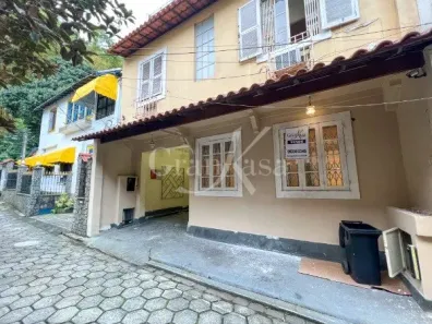 Casa com 3 Quartos à venda, 256m² no Copacabana, Rio de Janeiro