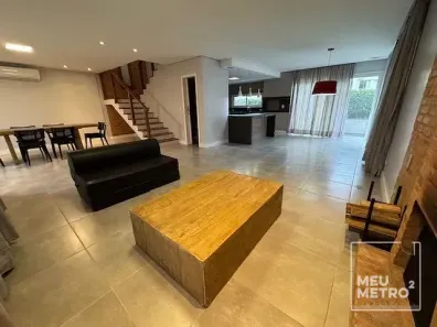 Casa com 3 Quartos à venda, 168m² no Lagoa da Conceição, Florianópolis