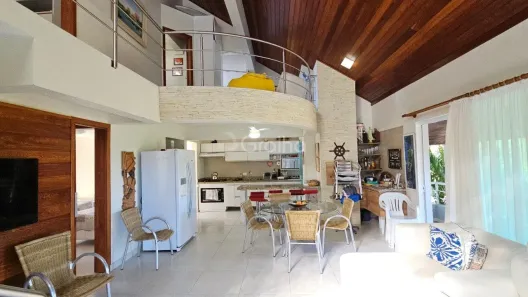 Imóvel Comercial com 11 Quartos à venda, 433m² no Canasvieiras, Florianópolis