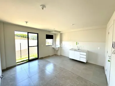Apartamento com 2 Quartos para alugar, 56m² no São Pedro, Londrina