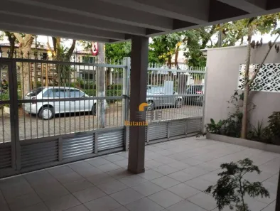 Sobrado com 3 Quartos à venda, 136m² no Jardim Trussardi, São Paulo