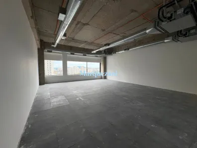 Sala Comercial para alugar, 95m² no Parque Industrial Tomas Edson, São Paulo