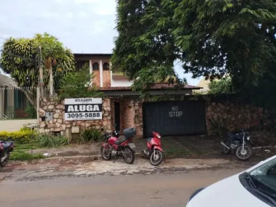 Sobrado com 3 Quartos para alugar, 300m² no Setor Marista, Goiânia