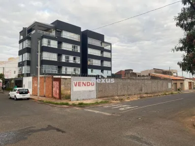 Lote/Terreno à venda, 450m² no Santa Mônica, Uberlândia
