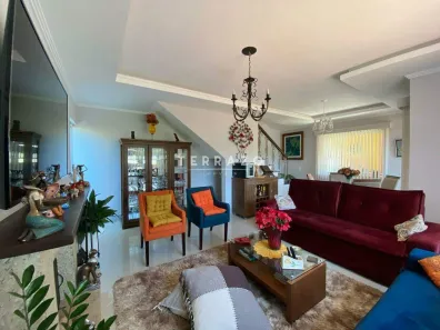 Casa de Condomínio com 3 Quartos à venda, 200m² no Vargem Grande, Teresópolis