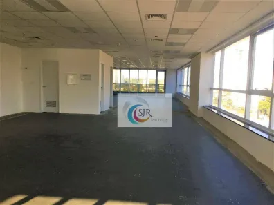 Sala Comercial para alugar, 203m² no Jardim das Acácias, São Paulo