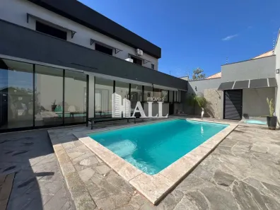 Sobrado com 4 Quartos à venda, 447m² no Jardim Caparroz, São José do Rio Preto