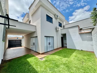 Sobrado com 3 Quartos à venda, 127m² no Jardim Mariliza, Goiânia