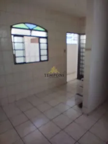 Casa com 2 Quartos para alugar, 60m² no São Geraldo, Belo Horizonte