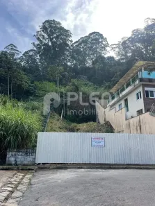Lote/Terreno à venda, 240m² no Vila Irmãos Arnoni, São Paulo