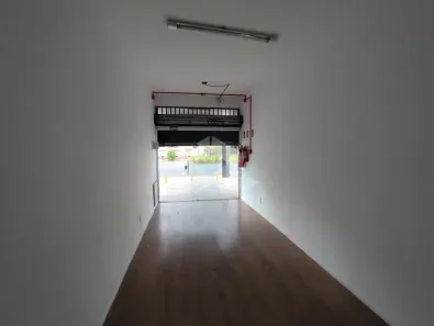 Ponto Comercial para alugar, 35m² no Menino Deus, Porto Alegre