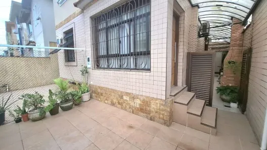Casa com 2 Quartos à venda, 80m² no Embaré, Santos