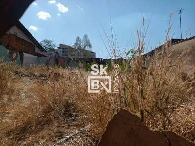 Lote/Terreno à venda, 360m² no Vigilato Pereira, Uberlândia