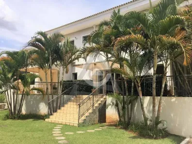 Casa de Condomínio com 3 Quartos à venda, 400m² no Jardim Santa Marcelina, Campinas