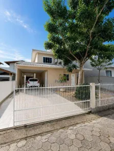 Casa com 3 Quartos à venda, 260m² no Barra do Aririú, Palhoça