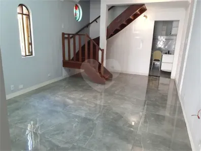 Casa de Condomínio com 4 Quartos para alugar, 200m² no Santana, São Paulo