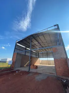Galpão/Depósito/Armazém à venda, 223m² no Laranjeiras, Uberlândia