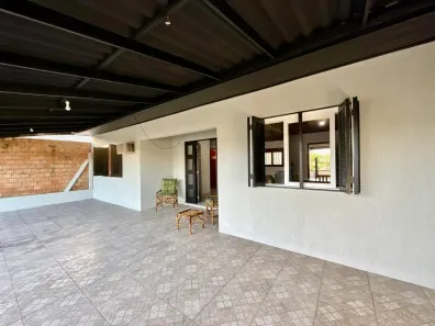 Casa com 2 Quartos à venda, 60m² no Capão da Canoa, Capão da Canoa