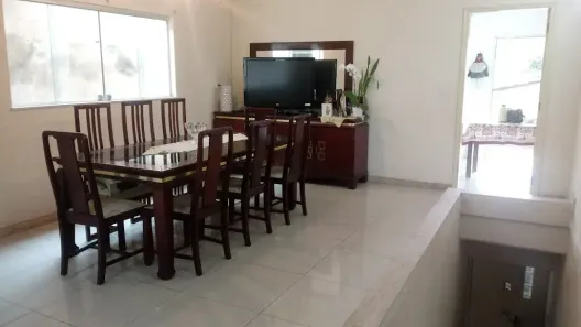 Casa com 3 Quartos à venda, 240m² no Vila Monumento, São Paulo