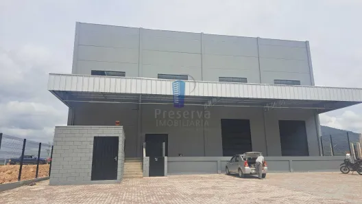 Galpão/Depósito/Armazém para alugar, 1121m² no Nova Brasília, Brusque