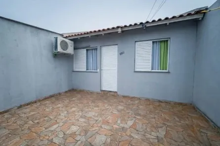 Casa com 2 Quartos à venda, 45m² no Guajuviras, Canoas