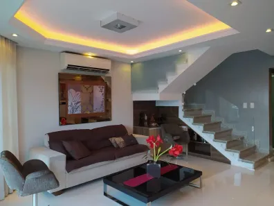 Casa de Condomínio com 3 Quartos à venda, 330m² no Lagoa, Macaé