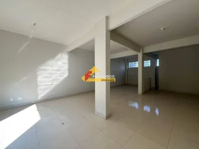 Ponto Comercial para alugar, 70m² no Catalão, Divinópolis