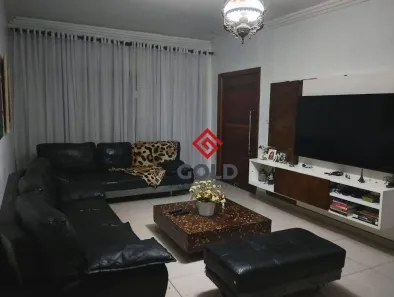 Sobrado com 3 Quartos à venda, 205m² no Parque das Nações, Santo André