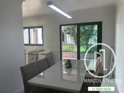 Casa com 3 Quartos à venda, 240m² no Veleiros, São Paulo