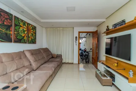 Casa com 2 Quartos à venda, 108m² no Guarujá, Porto Alegre