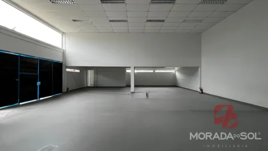 Galpão/Depósito/Armazém com 2 Quartos para alugar, 264m² no Morretes, Itapema