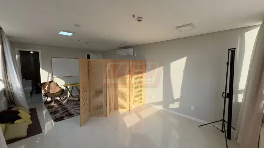 Sala Comercial à venda, 38m² no Taguatinga Norte, Brasília