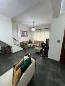 Sobrado com 5 Quartos à venda, 220m² no Nova Petrópolis, São Bernardo do Campo