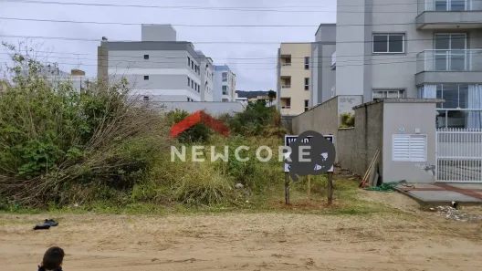 Lote/Terreno à venda, 462m² no Village, Imbituba