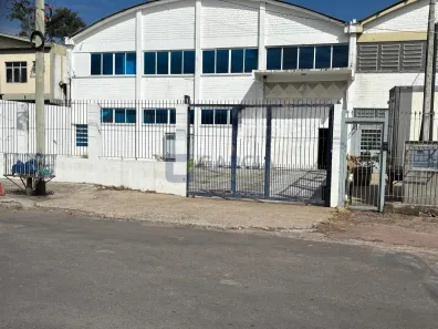 Galpão/Depósito/Armazém à venda, 545m² no Jardim São Pedro, Porto Alegre